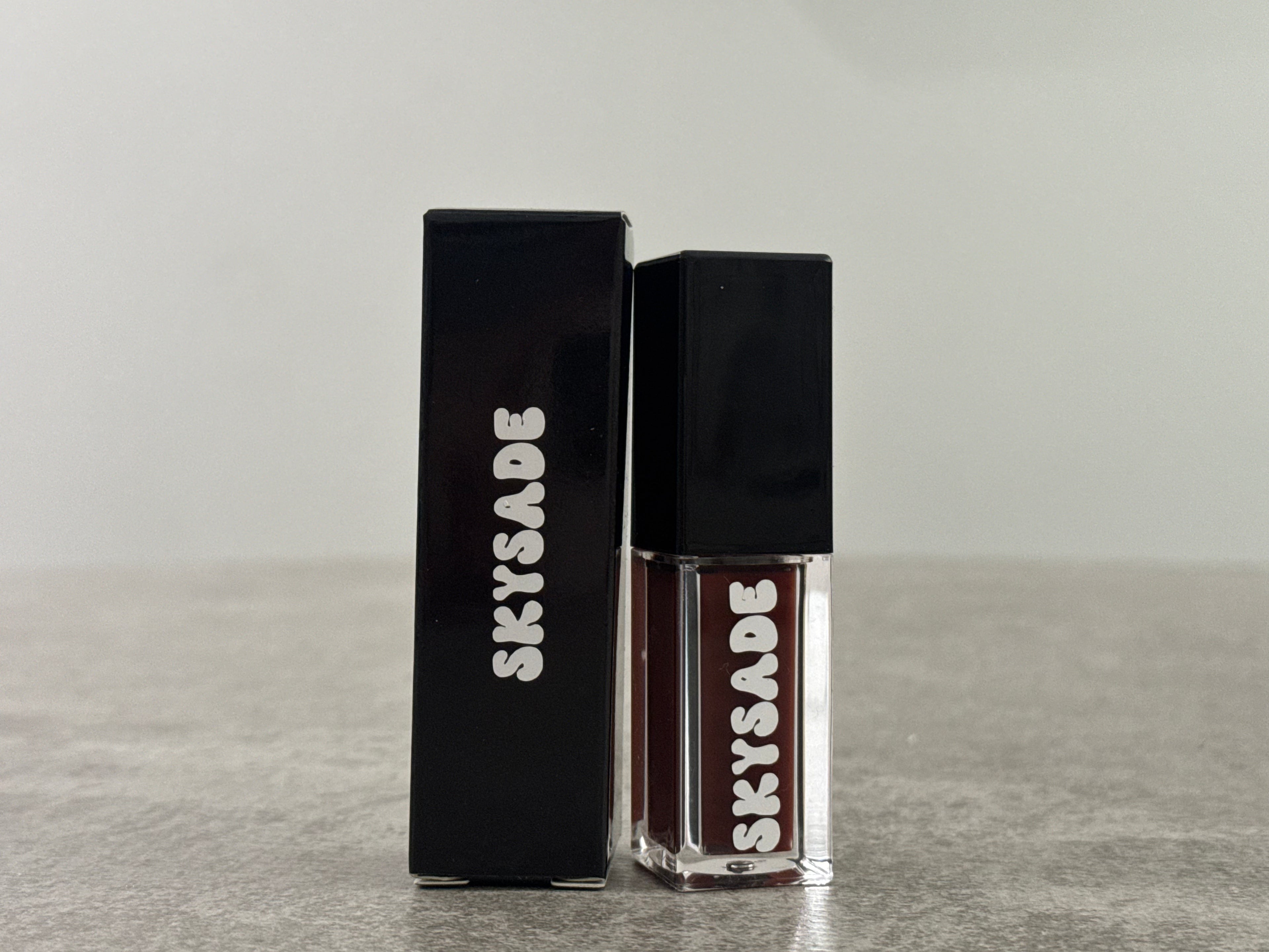 Toasted Coconut Gloss - Sky Sade Beauty